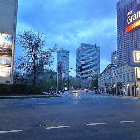 P&O Apartments Grzybowska 9 Varsó Kültér fotó