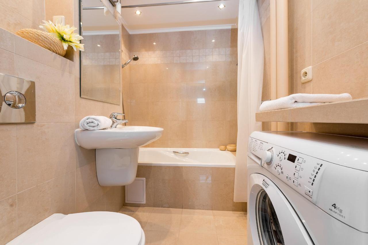 P&O Apartments Grzybowska 9 Varsó Kültér fotó