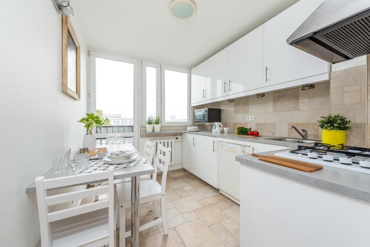 P&O Apartments Grzybowska 9 Varsó Kültér fotó