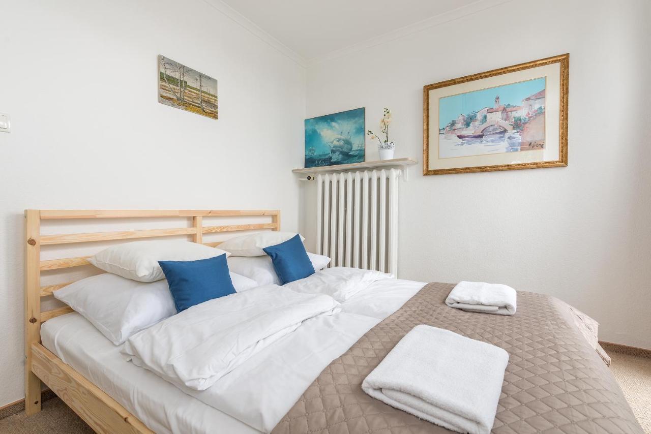 P&O Apartments Grzybowska 9 Varsó Kültér fotó